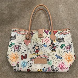 Excellent Condition Disney Dooney and Bourke Medium Tote